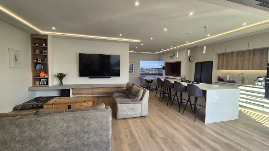 4 Bedroom Property for Sale in Sandown Western Cape